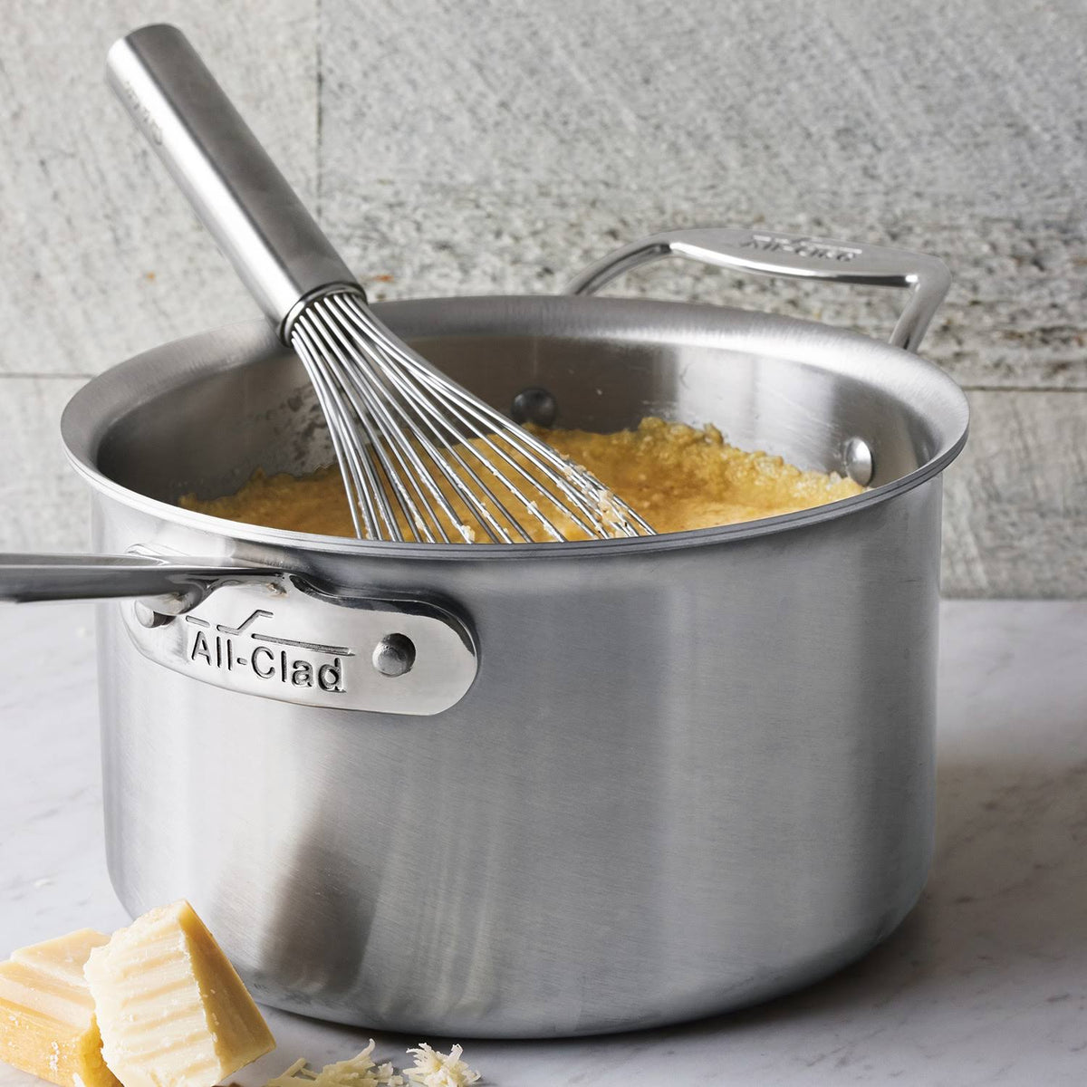 Brushed Stainless 1.5 qt. Sauce Pan with Lid K93385