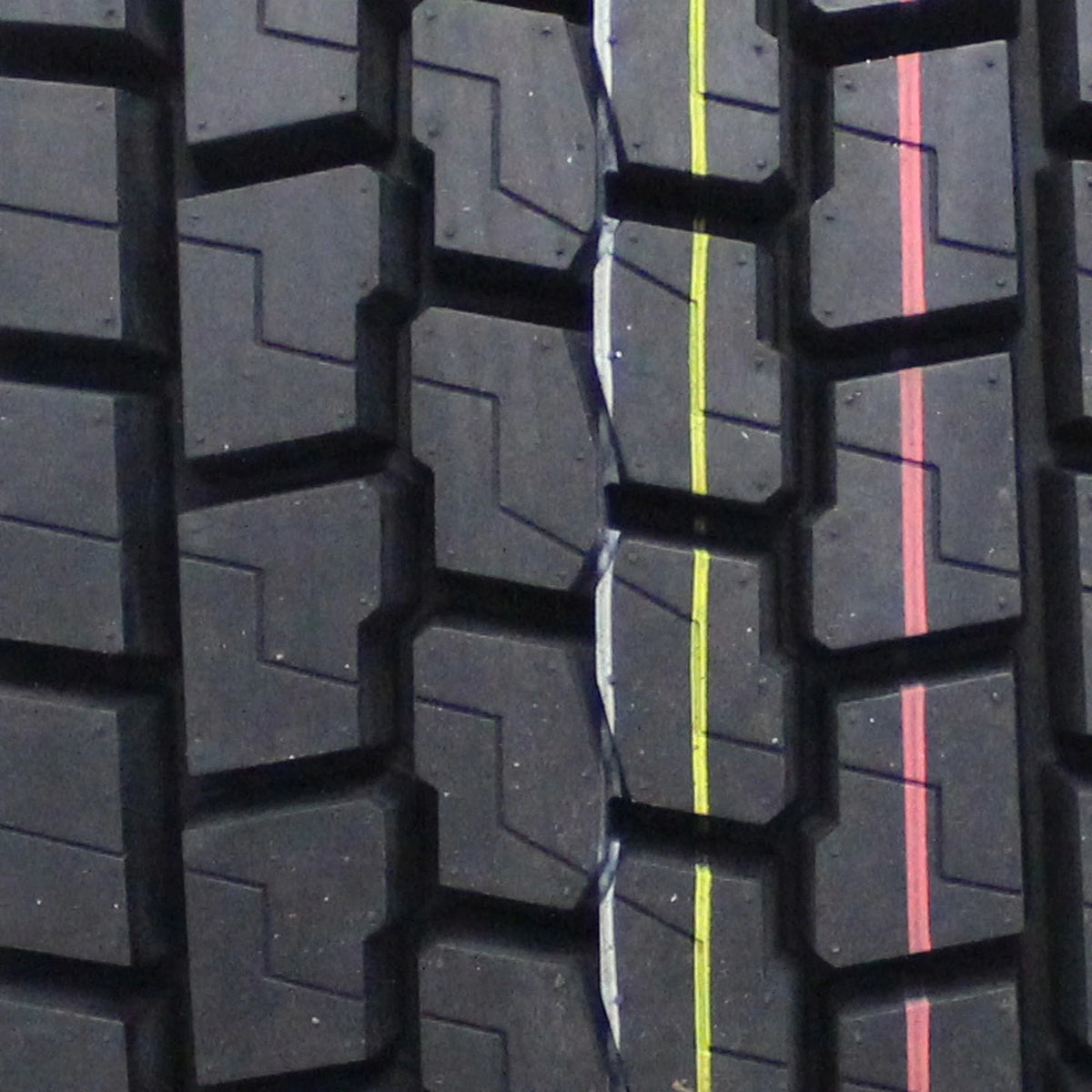 11R24.5 Commercial Tire V92911