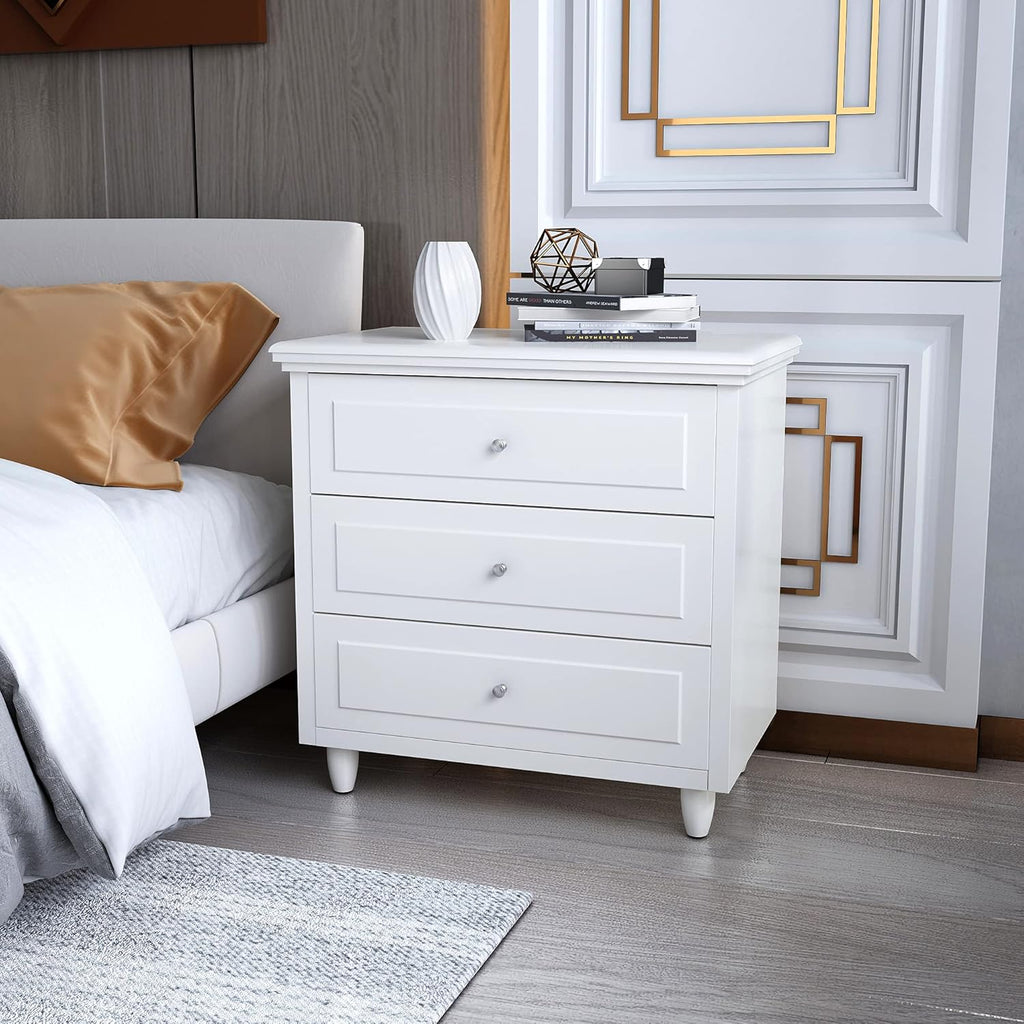 White 3 Drawer Nightstand U8252
