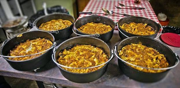 12 inch Cast Iron Deep Dutch Oven, 8 qt A910808