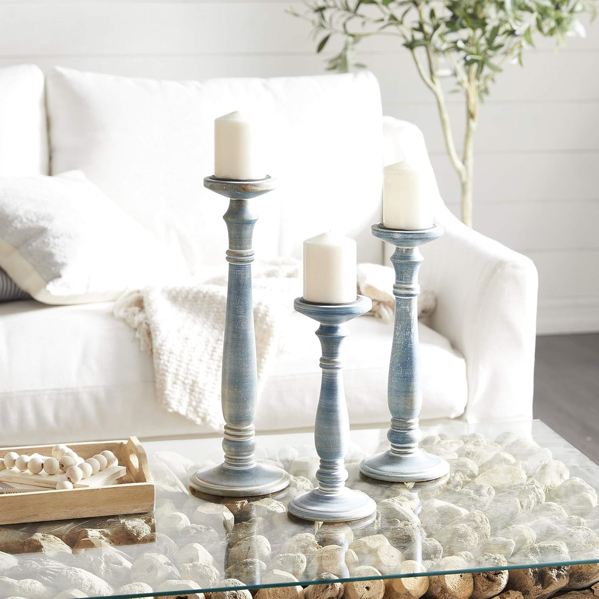 Metallic Gold Feather Candle Holder with Hurricane Glass T148