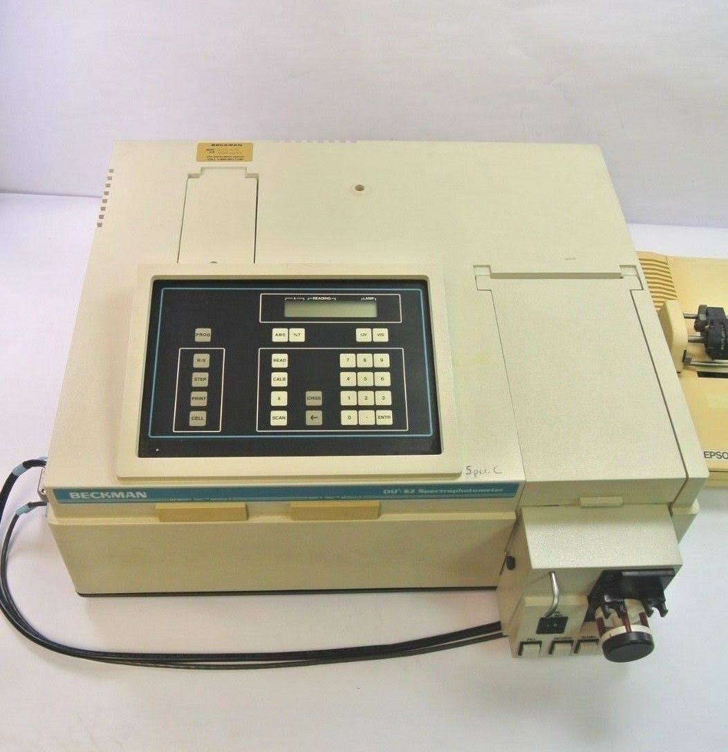 Spectrophotometer with Pump & Printer Y613