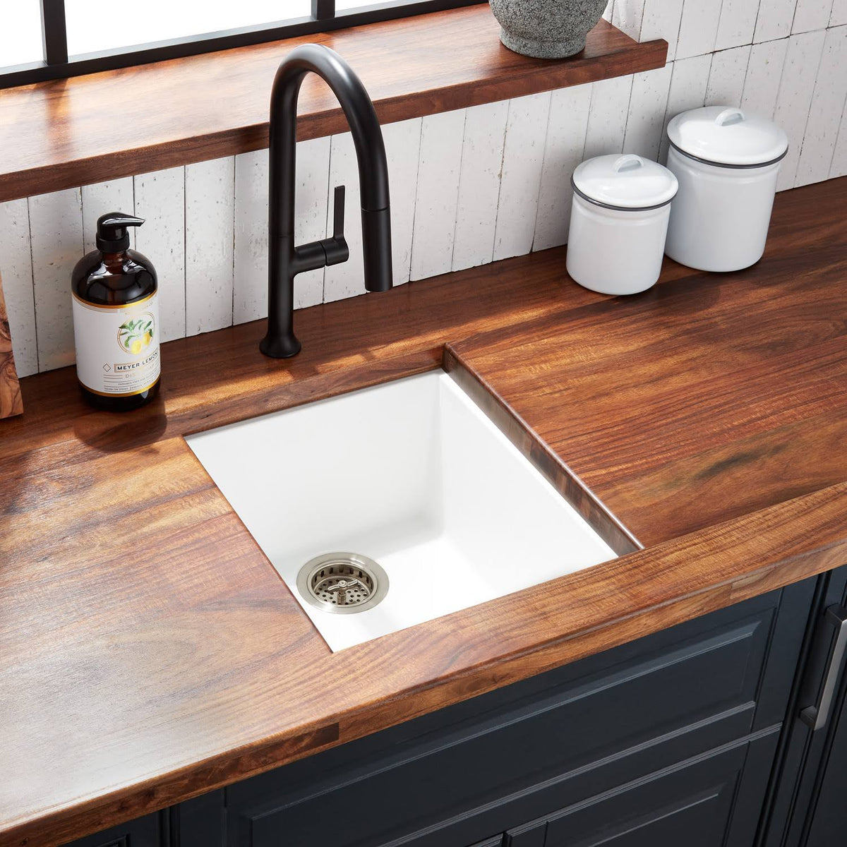 White Granite Composite Undermount Kitchen Sink U2590