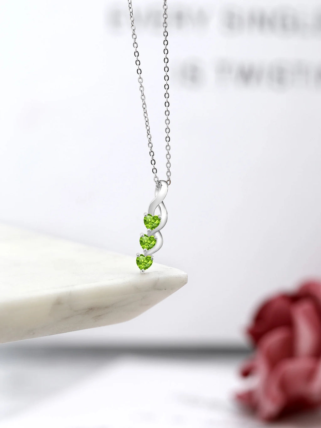 925 Sterling Silver Green Peridot Pendant Necklace with 18 inch Silver Chain E98248