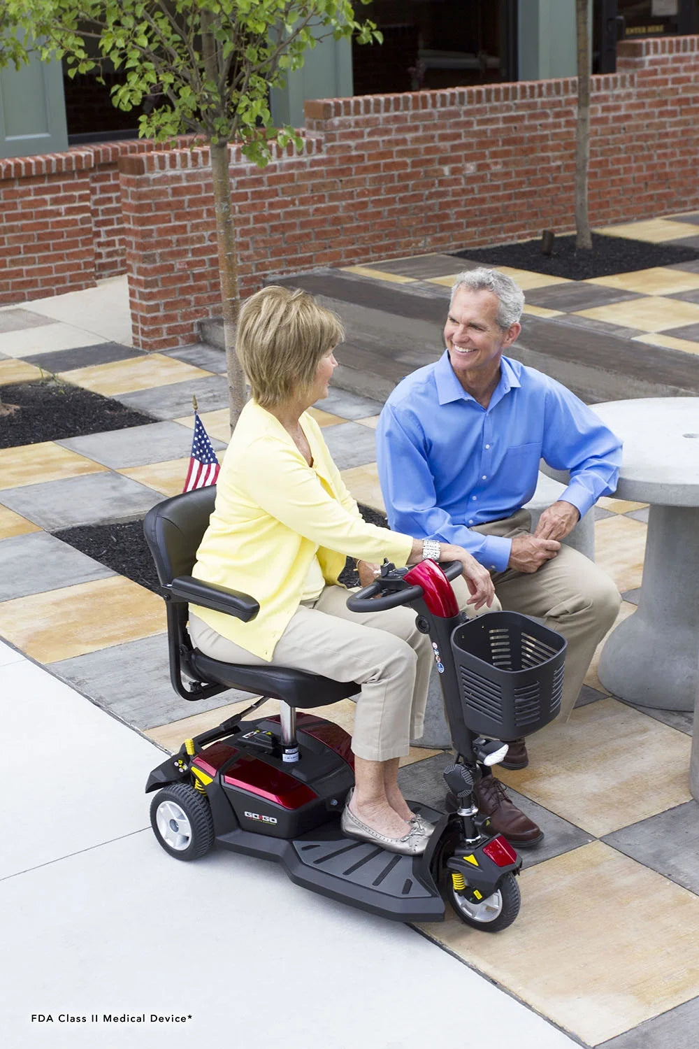 3-Wheel Scooter with CTS Suspension D433778