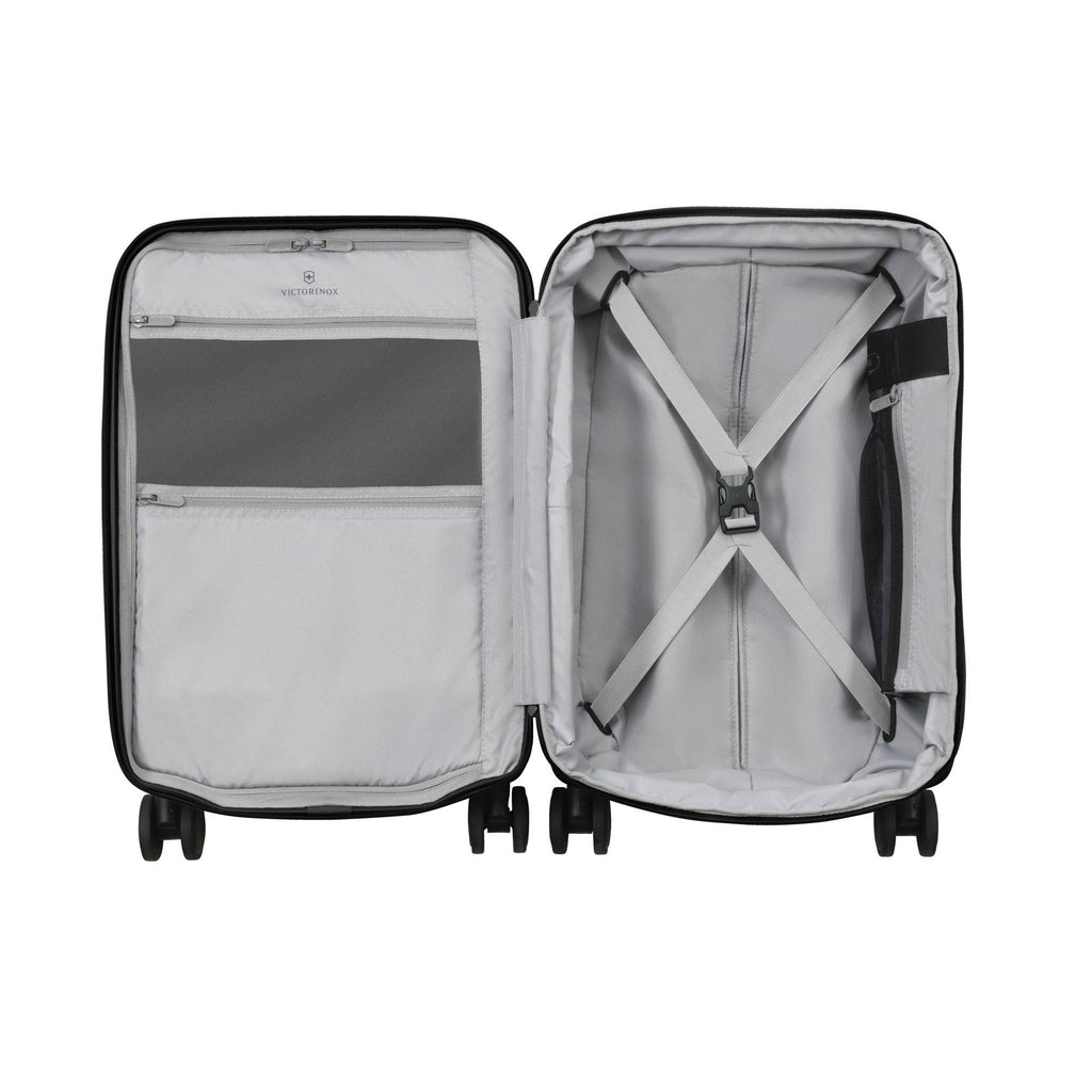 Frequent Flyer Hardside Carry on E5931