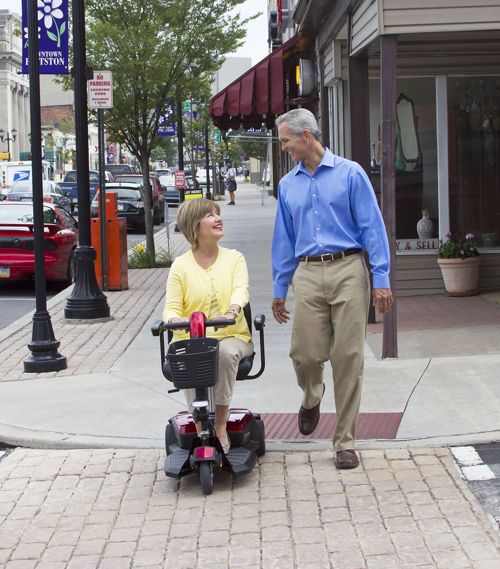 3-Wheel Scooter with CTS Suspension D433778