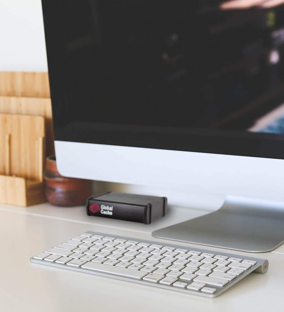 TCP/IP to Contact Closure Converter X665