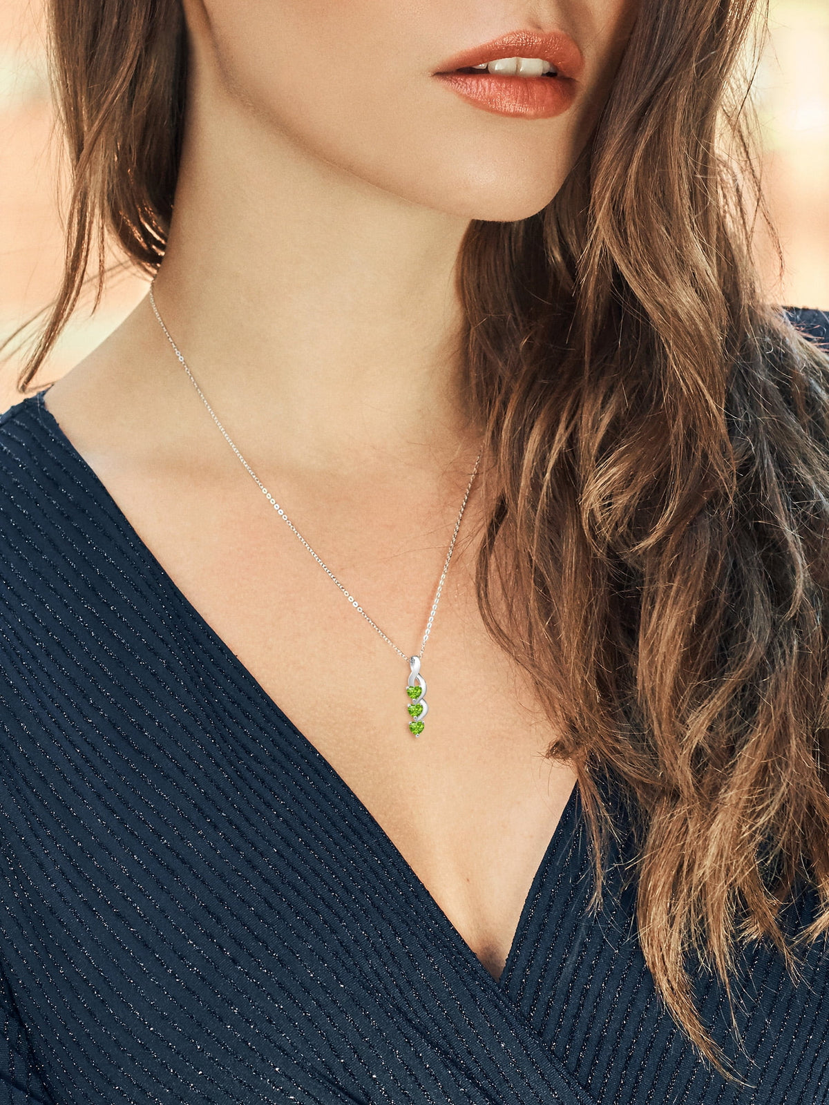 925 Sterling Silver Green Peridot Pendant Necklace with 18 inch Silver Chain E98248